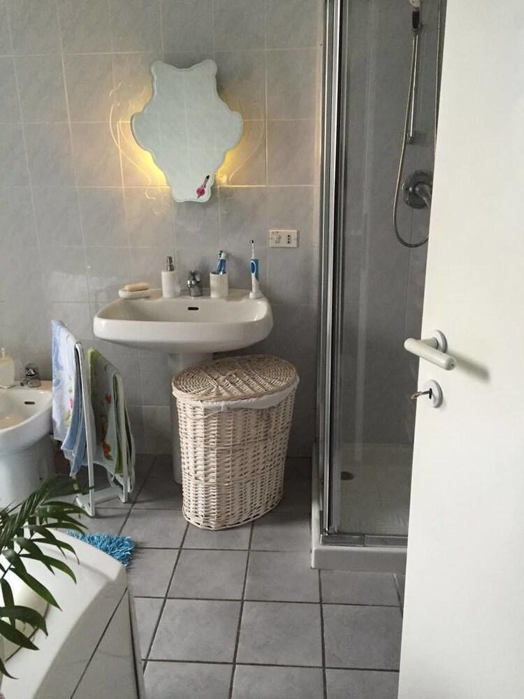 Le Pinette Bed and Breakfast Ameglia Exteriör bild