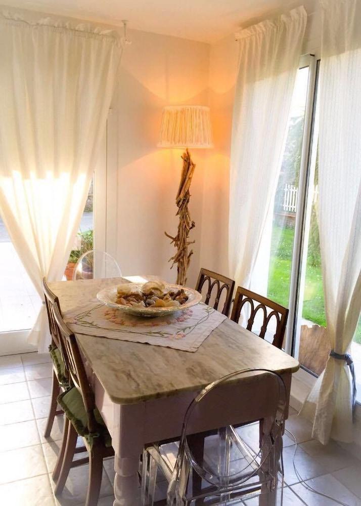 Le Pinette Bed and Breakfast Ameglia Exteriör bild