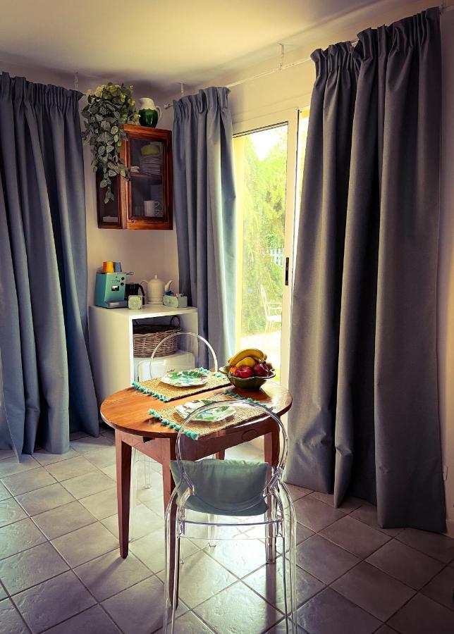 Le Pinette Bed and Breakfast Ameglia Exteriör bild