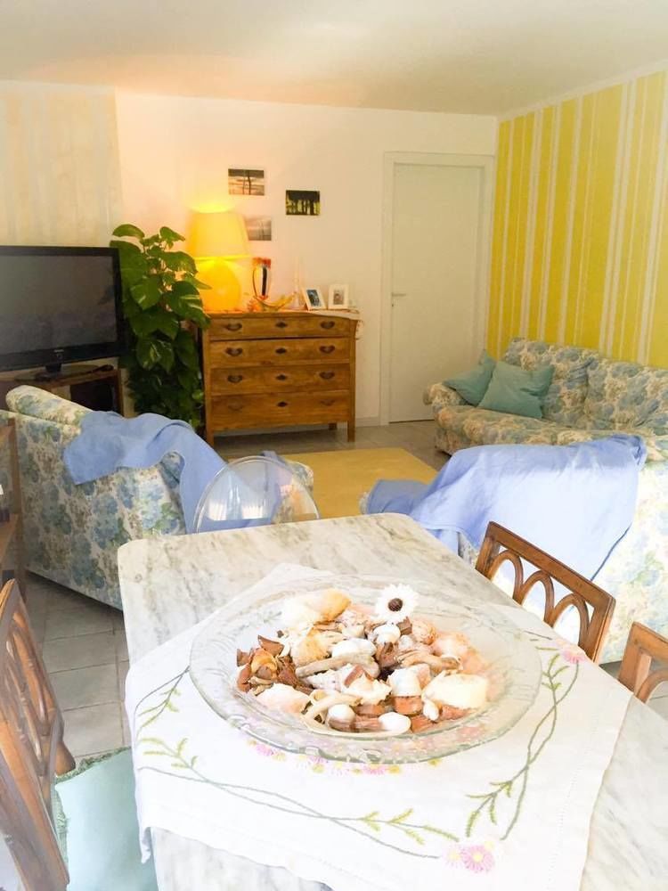 Le Pinette Bed and Breakfast Ameglia Exteriör bild