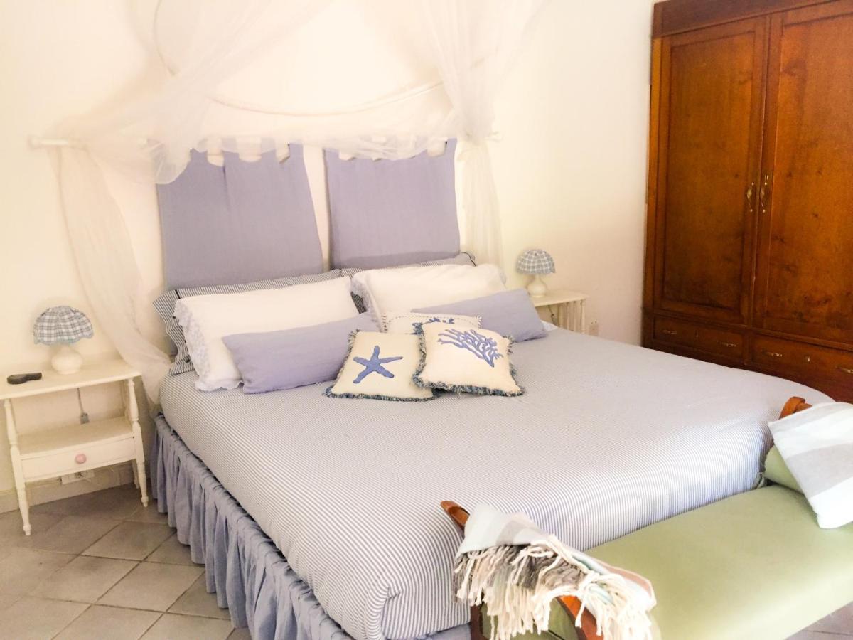 Le Pinette Bed and Breakfast Ameglia Exteriör bild